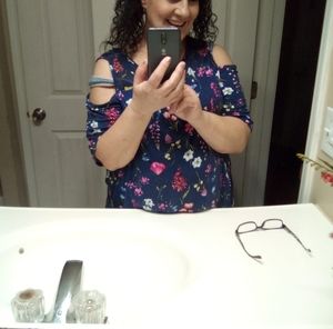 Meet your Posher, Lisa